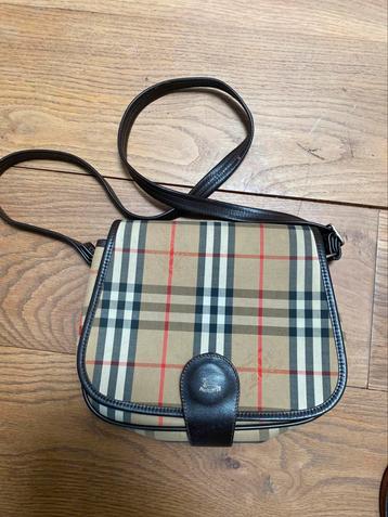 Originele Burberry handtas. beschikbaar voor biedingen