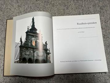 Raadhuis spreuken beschikbaar voor biedingen