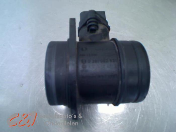 Luchtmassameter van een Volkswagen Caddy, Auto-onderdelen, Overige Auto-onderdelen, Volkswagen, Gebruikt, 3 maanden garantie, Ophalen of Verzenden