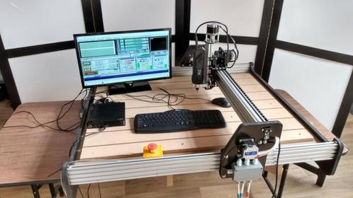 cnc portaalfrees freestafel, Doe-het-zelf en Verbouw, Gereedschap | Freesmachines, Zo goed als nieuw, Elektrisch, Bovenfrees, Ophalen