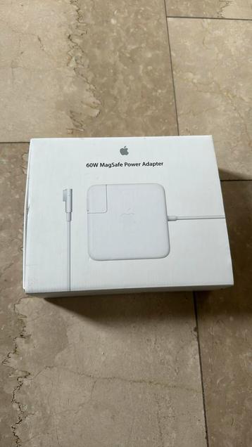 MacBookPro 60W Power Adapter beschikbaar voor biedingen