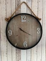 Mooie wandklok, Huis en Inrichting, Woonaccessoires | Klokken, Ophalen, Gebruikt, Wandklok