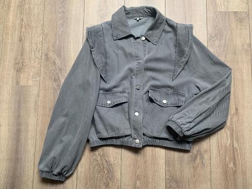MbyM soepel dun jack vest grijs L/40, Kleding | Dames, Jassen | Zomer, Zo goed als nieuw, Maat 38/40 (M), Grijs, Verzenden