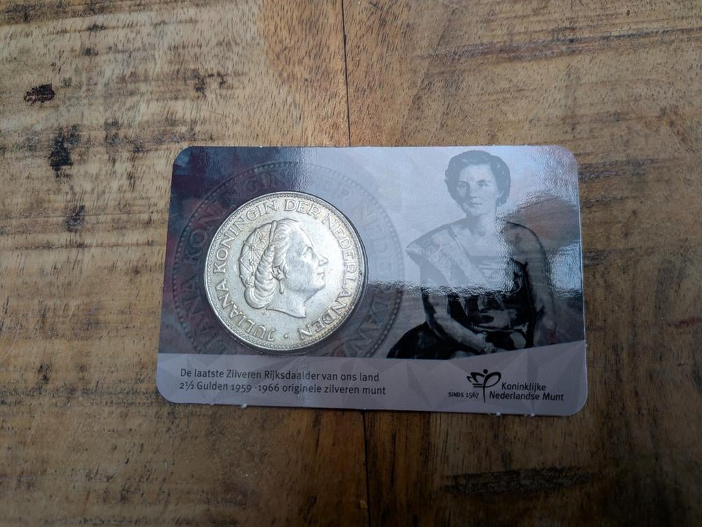 Zilveren Rijksdaalder (1964) in coincard, Koningin Juliana, Zilver, Ophalen of Verzenden, Losse munt