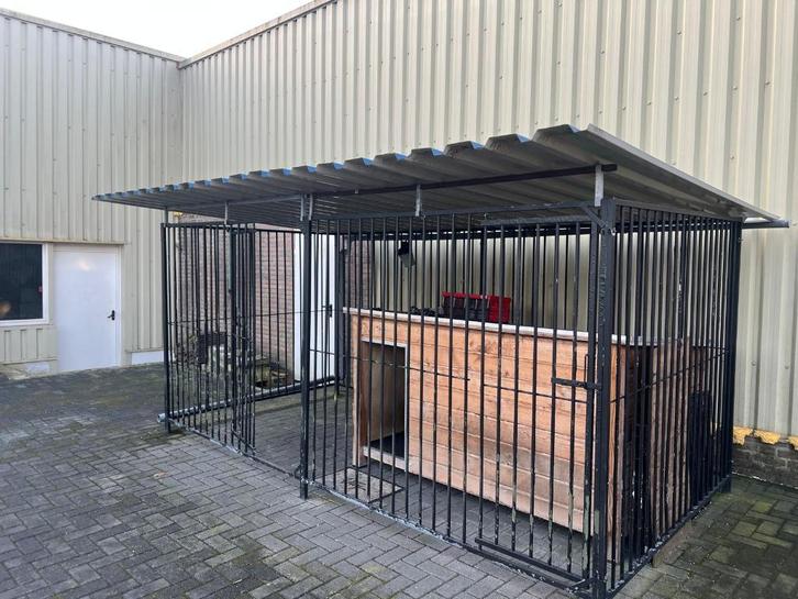 Hondenkennel/Buitenkennel, Dieren en Toebehoren, Hondenhokken, Zo goed als nieuw, Hondenkennel, 100 cm of meer, 110 cm of meer