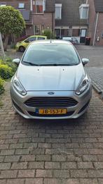 Ford Fiesta 1.0 5 deurs, APK tot 15-2-2026, Auto's, Voorwielaandrijving, Elektrische ramen, Stof, Handgeschakeld