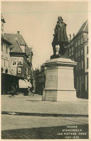 (300-488-011) Hoorn Standbeeld Jan Pieterz. Coen beschikbaar voor biedingen