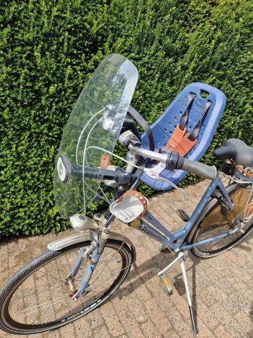 Zeer mooi Yepp Mini voorzitje met windscherm jeansblauw  beschikbaar voor biedingen