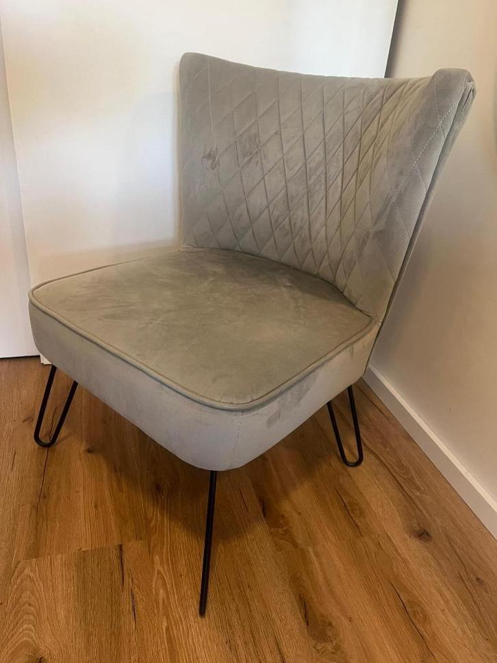 Stylish Velvet Accent Chair (Like New, brand: Westwing), Huis en Inrichting, Fauteuils, Zo goed als nieuw, 75 tot 100 cm, Ophalen