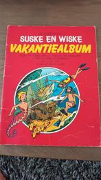 Suske en Wiske vakantiealbum 1977, Meerdere stripboeken, Ophalen of Verzenden, Zo goed als nieuw