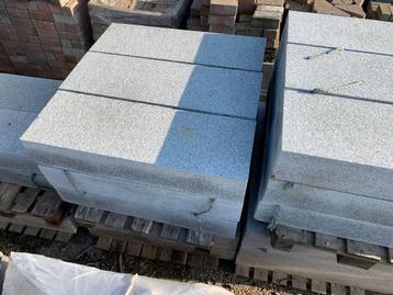 Granieten Traptreden gevlamd bloktreden Natuursteen beschikbaar voor biedingen