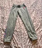 Nike sportbroek kind, maat 146/156, Legging, Overige maten, Ophalen of Verzenden, Zo goed als nieuw