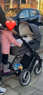 Mutsy Evo kinderwagen - Urban Nomad Dark Grey, Kinderen en Baby's, Kinderwagens en Combinaties, Ophalen, Gebruikt, Verstelbare duwstang