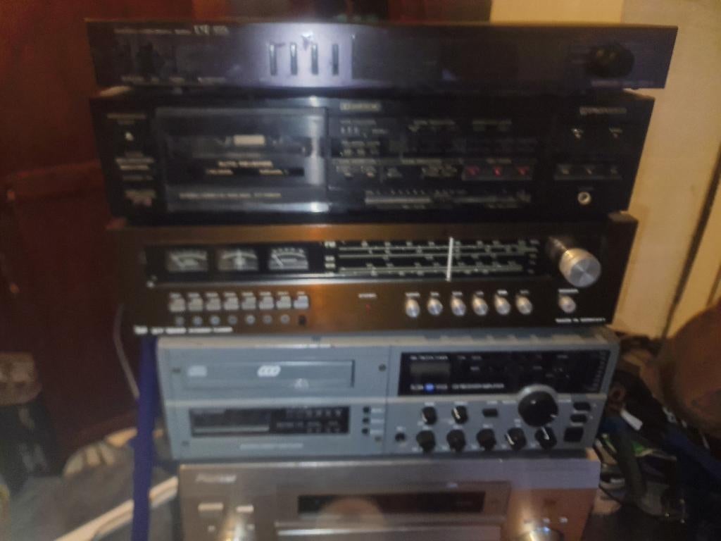 Tuner jaren tachtig 10€, Ophalen of Verzenden, Zo goed als nieuw