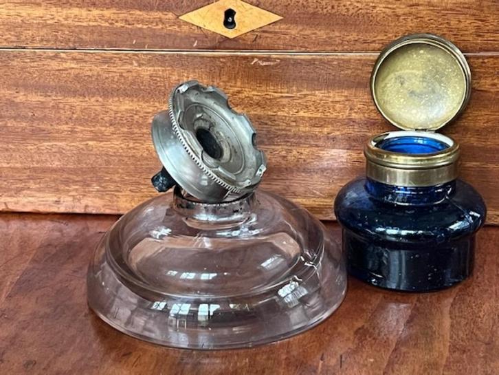 2 INKTPOTTEN, PERFORATOR, PRESSE-PAPIER, Antiek en Kunst, Antiek | Kantoor en Zakelijk, Verzenden