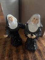 Oude nonnen beeldjes - set van 2, Antiek en Kunst, Antiek | Religie, Ophalen of Verzenden
