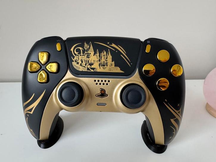 PS5 Hogwarts Legacy Custom, Spelcomputers en Games, Spelcomputers | Sony PlayStation Consoles | Accessoires, Zo goed als nieuw