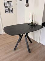 XOOON ovale hoge eettafel als nieuw!, Ophalen, 100 tot 150 cm, Zo goed als nieuw, Vijf personen of meer