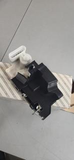 Fiat Doblo deurslot 2000 t/m 2010 LINKS  51707114, Ophalen of Verzenden, Nieuw