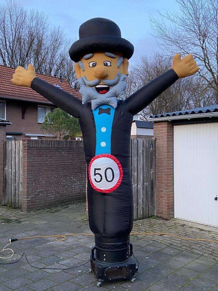 Abraham skydancer opblaasfiguur te huur 3,5 m hoog, Hobby en Vrije tijd, Feestartikelen | Verhuur, Zo goed als nieuw, Abraham of Sarah