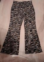 Nieuw tijgerprint flared broek bruin maat S/M, Kleding | Dames, Carnavalskleding en Feestkleding, Nieuw, Carnaval, Ophalen of Verzenden