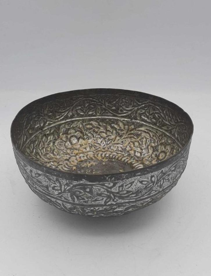 Kom - Offerkom - Florale Decoratie, 1850-1900 - Azië, Antiek en Kunst, Antiek | Overige Antiek, Ophalen of Verzenden