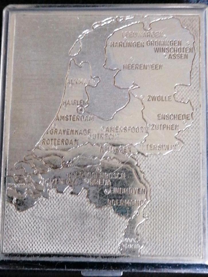 Vintage Sigarettendoos nog zonder de afsluitdijk, Antiek en Kunst, Antiek | Goud en Zilver, Zilver, Ophalen