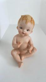 Pianobaby Baby Beeld Zittend Biscuit Porselein, Ophalen of Verzenden, Zo goed als nieuw, Mens