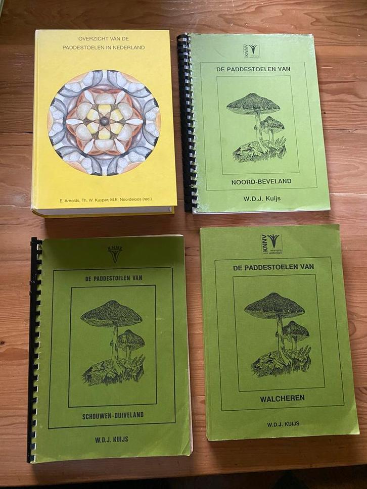 Paddestoelen in Nederland, Boeken, Natuur, Gelezen, Ophalen of Verzenden