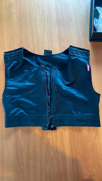 Compressiebinder lipoelastic beschikbaar voor biedingen