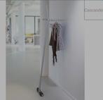 Cascando stand alone kapstok, Ophalen, Gebruikt, Metaal, Staande kapstok