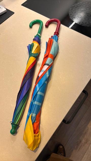 2 kinder paraplus beschikbaar voor biedingen