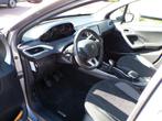 Peugeot 2008 1.2 PureTech Allure NAVI TELEFOON CRUISECONTROL, Voorwielaandrijving, Gebruikt, Euro 6, 1199 cc