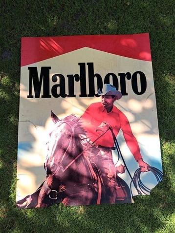 Oud marlboro reclame bord  beschikbaar voor biedingen