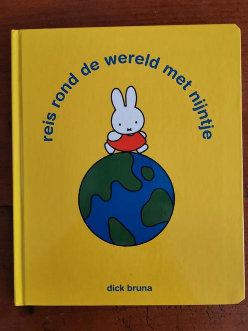 Dick Bruna - Reis rond de wereld met nijntje, Boeken, Kinderboeken | Baby's en Peuters, Zo goed als nieuw, Ophalen of Verzenden