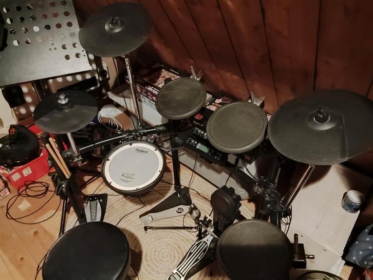 Roland TD-4 Elektronisch Drumstel, Muziek en Instrumenten, Drumstellen en Slagwerk, Gebruikt, Roland, Elektronisch, Ophalen of Verzenden