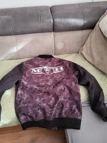 Bomber jacket beschikbaar voor biedingen