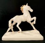 Beeldje van Paard (Koninklijke Plateelbakkerij Gouda ), Antiek en Kunst, Antiek | Keramiek en Aardewerk, Ophalen of Verzenden