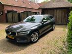Volvo V60 B3 163pk Geartronic Mild Hybrid 2021 Grijs, Auto's, 1800 kg, 4 cilinders, 1969 cc, 163 pk