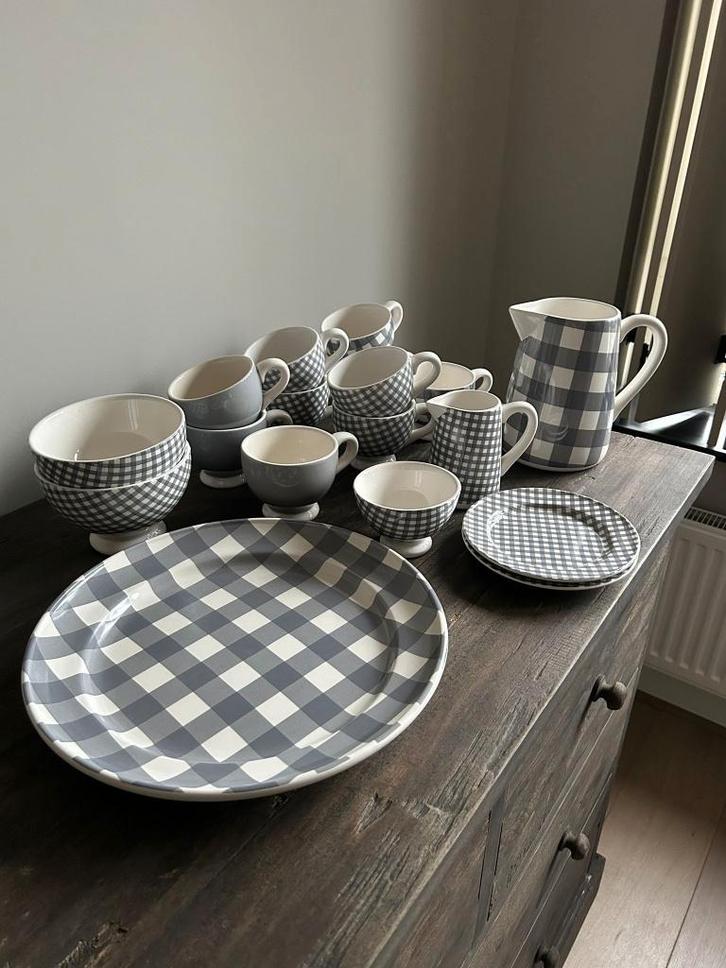 Marieke at Home servies te koop, Huis en Inrichting, Keuken | Servies, Zo goed als nieuw, Overige stijlen, Aardewerk, Ophalen