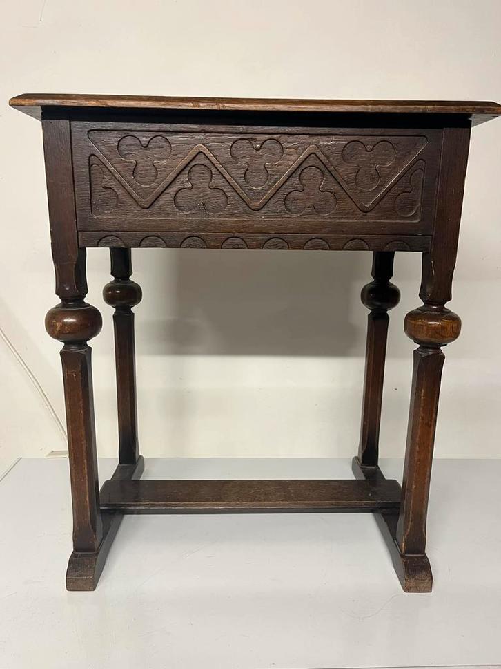 Antiek houten tafeltje met klep en opbergruimte - Ede, Antiek en Kunst, Antiek | Meubels | Tafels, Ophalen