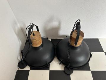 Hang lampen industrie  beschikbaar voor biedingen