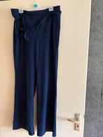 Elvira mooie donkerblauwe travelstof broek 42 ZGAN, Blauw, Maat 42/44 (L), Ophalen of Verzenden, Zo goed als nieuw