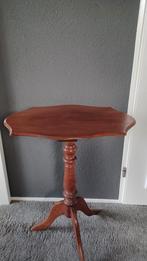 Mooi tafeltje te koop. Antiek , mahonie, Ophalen