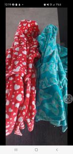 2 Badjassen - Maat 98 en 116 - Gratis!, Kleding | Dames, Onbekend, Ophalen, Rood, Badjas