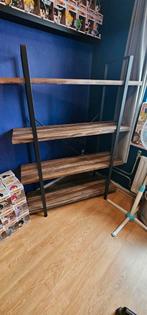 Nette Kast met Metalen Poten, Ophalen, Met plank(en), 100 tot 150 cm, 100 tot 150 cm