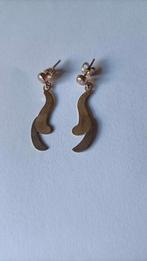 Oude bicolor gouden oorstekers, 14 krt, Sieraden, Tassen en Uiterlijk, Antieke sieraden, Verzenden, Goud, Oorbellen, Met edelsteen