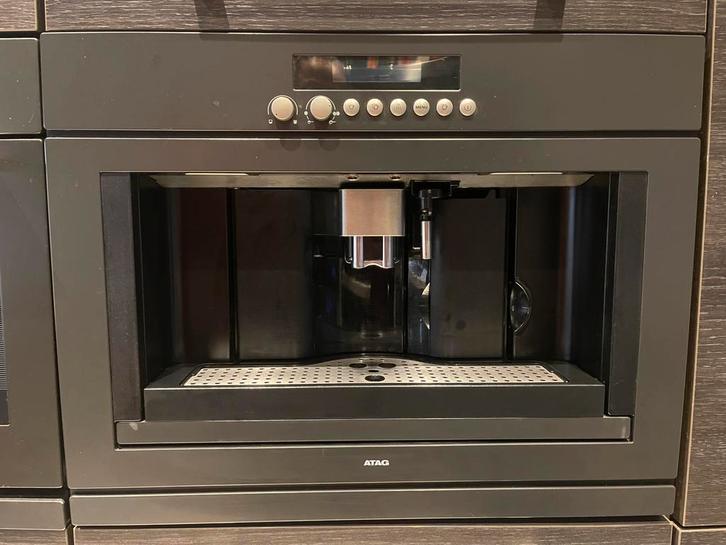 ATAG Inbouw Koffiemachine Veel gebruikt Onderhoud nodig, Huis en Inrichting, Keuken | Keukenbenodigdheden, Gebruikt, Ophalen