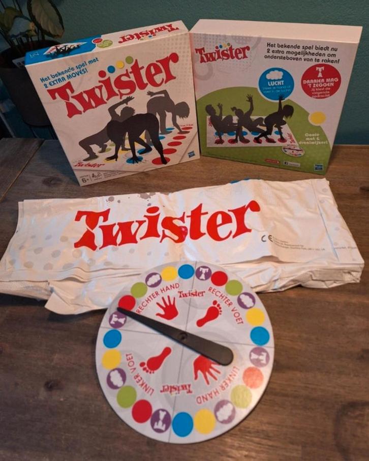 Twister spel met 2 extra moves, Hobby en Vrije tijd, Gezelschapsspellen | Overige, Zo goed als nieuw, Ophalen of Verzenden