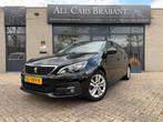 Peugeot 308 SW 1.2 PureTech Blue Lease Executive / leder/ pa, Voorwielaandrijving, Gebruikt, 1199 cc, Zwart